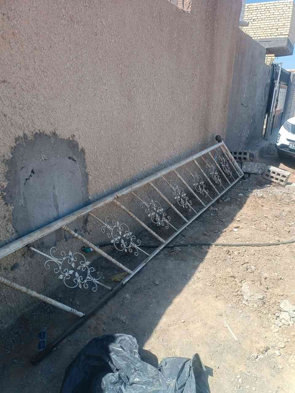 سلام عليكم ورحمه الله وبركاته 
بيبان + جرجوبه على 25 الف+ محجر كامل 35 الف حديد 
مستخدم جديد للبيع 
عنوان سده هنديه شركه صينيه 
***********
