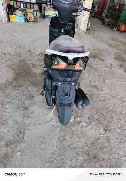 دراجه FS مجفته بوشه وبستم ورنك زوج تاير وباتري جديد سعر٤٠٠وبيه مجال بالخالص *********** و***********
