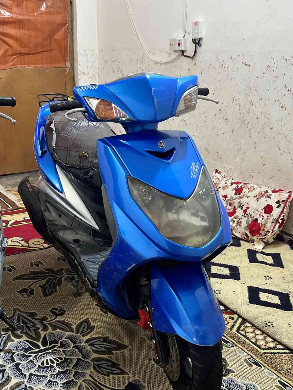 سلام وعليكم اخوتي
دراجه سكنس نوزل 
كهربائيات كلها شغاله
سلف وهندر /فقط لباتري ضعيف
كلجات امامي وخلفي ليوم شادهن وقايش ومجمع هندر كله جديد/دهن جديد 
دراجه حلوه وخير من الله 
حته العده مال حاويه وياها ولمرايات
دراجه كامله مابيها اي نقص وبلعافيه ع لياخذها
نقص فقط شاشه/وباتري ترايك وين ميعجبك
واسعار النوزل معرفه لحد يكسر بلدراجه رجآ
لسعر ٦٥٠ وبيها مجال /رقمي‏‪***********‬‏/بي واتساب
ولشراي بي خير ويدلل
