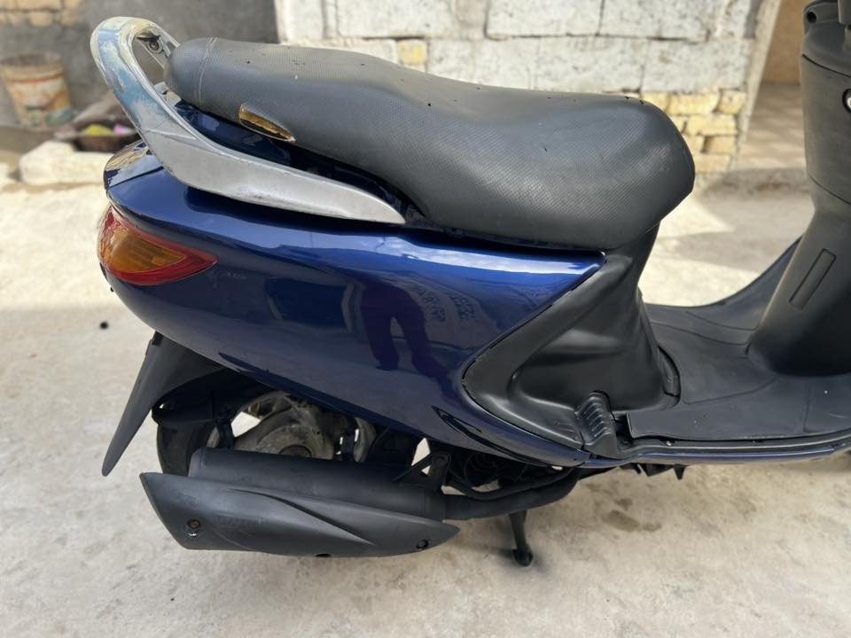 دراجة حلوة وجاهزة كلها شغالة سلف وهندر وكهربائيات
دبلات بريكات بلمكان 
مكينة ناعمة خرسة وصافيه شرط  قطرة دخان ما بيها ولا نضوح دهن 
دراجة حلوه ومال جناي ومناسبه
سعرها 375 قفل  من الاخير
مكانها ديوانية شافعية
***********
