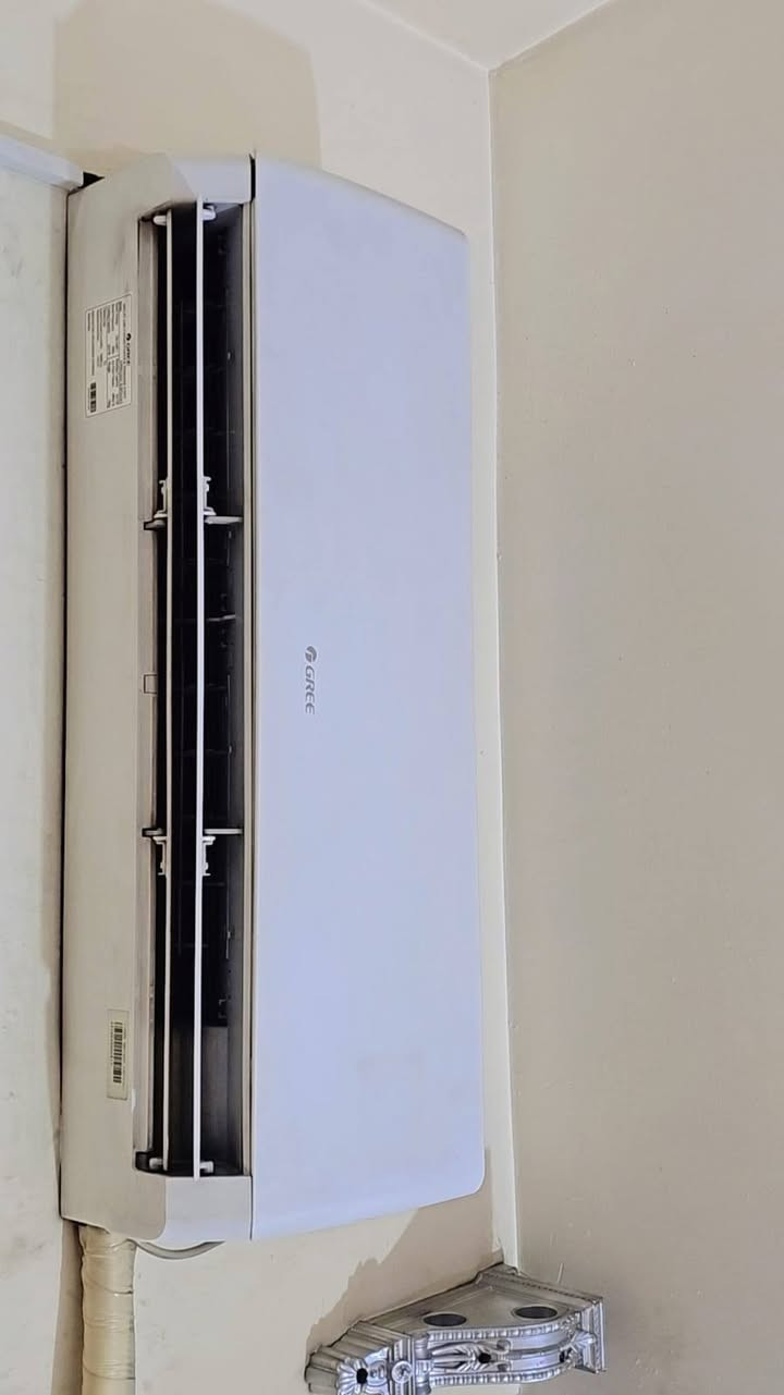 طن واحد انفيتر نضيف جداا يشتغل على سحب امبير واحد اصلي شركة كري وكالة مال بيت مداخل اي تصليح 
السعر ٣٧٥ الف مكاني الحرية حي السلام


**إذا كنت صاحب هذا الإعلان وتريد حذفه لأي سبب، رجاءا أرسل رسالة إلى الدعم الفني**