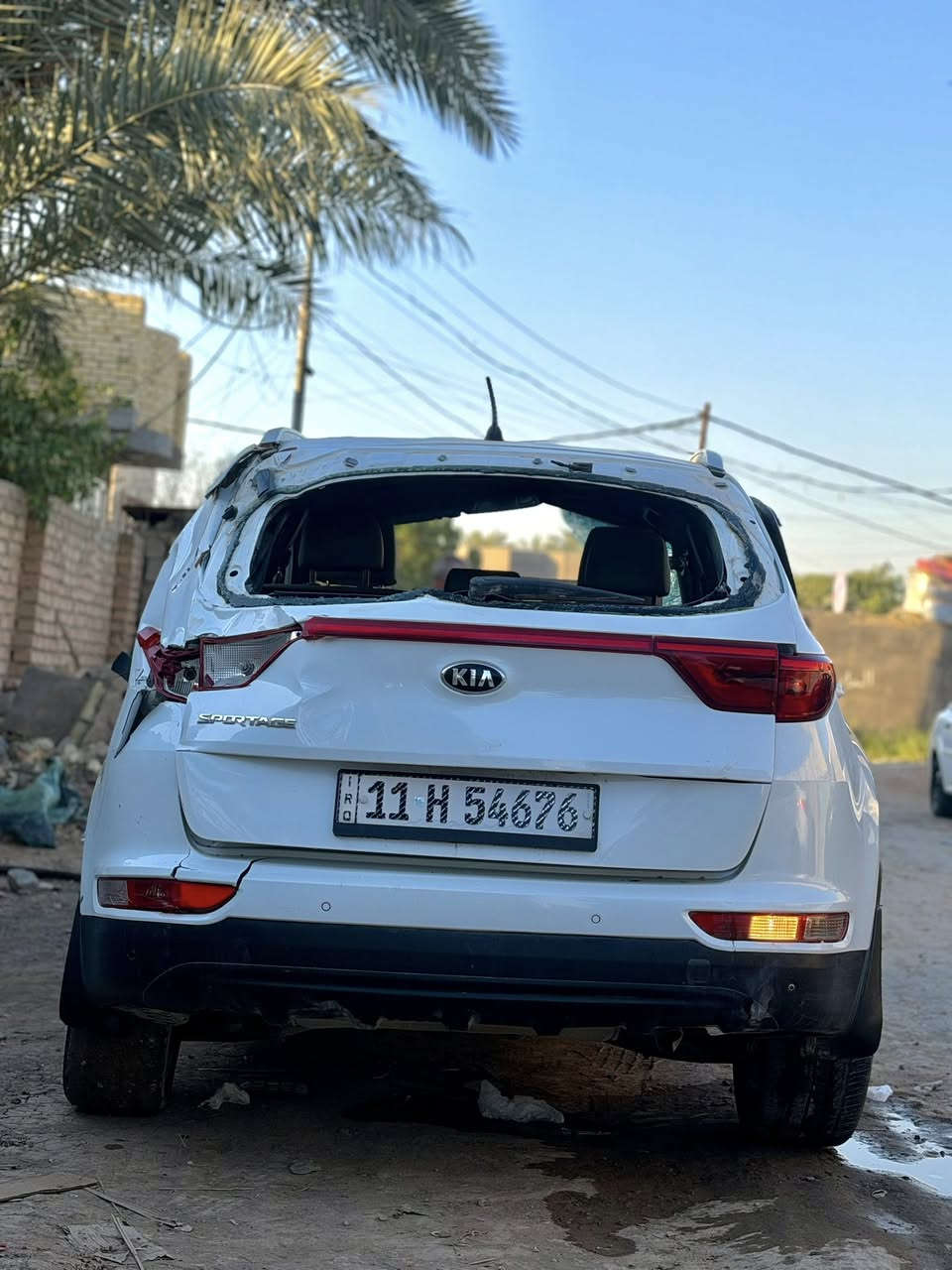 سلام عليكم للبيع كيا سبورتج موديل 19 خليجي رقم بغداد مدور ثاني يوم السعر 97 وبيه مجال قليل رقم بغداد مدور ثاني يوم رقمي ***********
