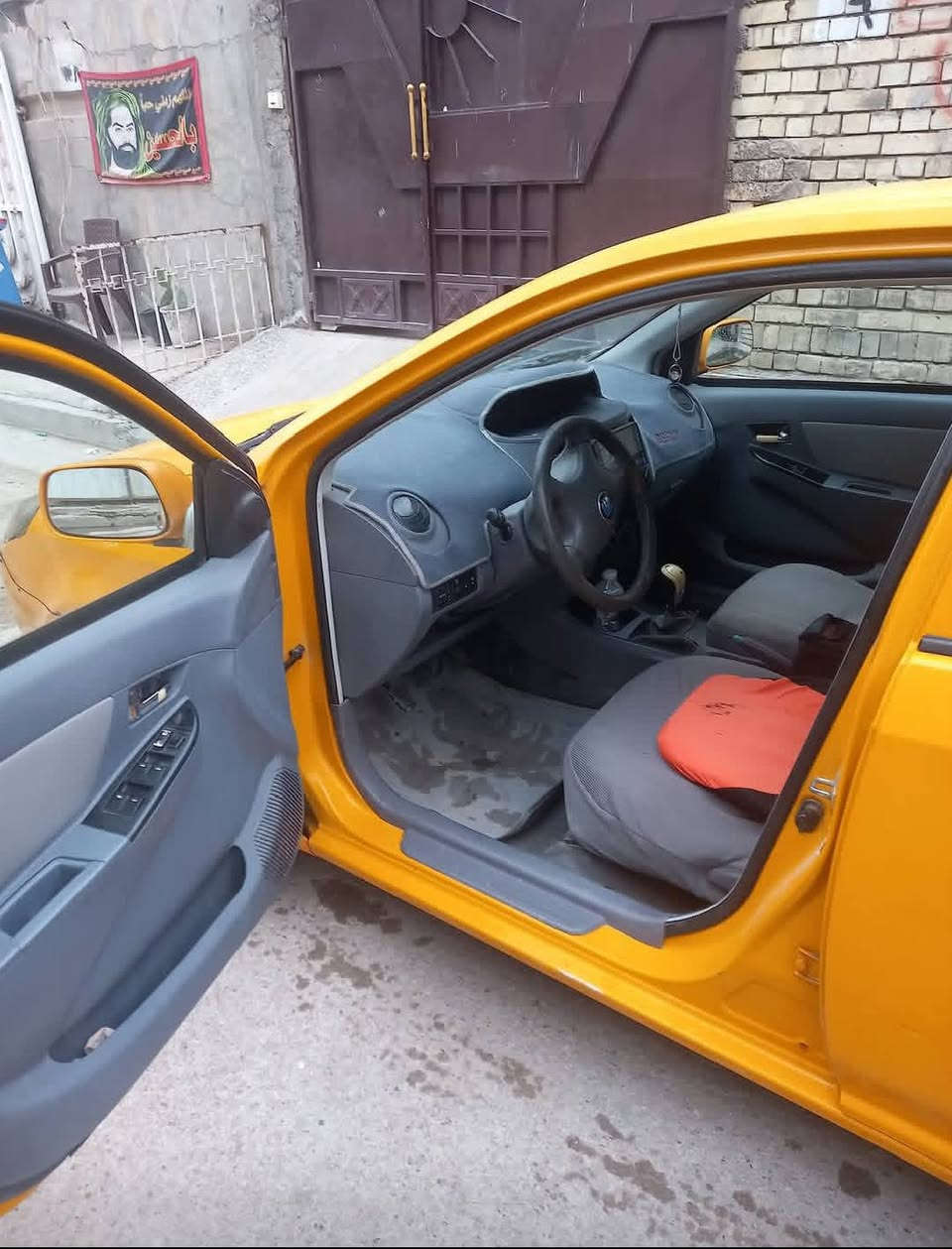 السلام عليكم جيلي ام كي 13
ماشيه 70
تخم تاير
باتري جديد
كلتش جديد
تبريد شغال
سيارة عوزها مشط ستيرن
ملاحظة دشبول مفطر 
السعر 35 وبي مجال على الرقم ادناه ***********
العنوان : بغداد الرئاسة مال عبيدي
