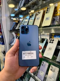 احبتي ورمضان كريم ايفون 12 برو ماكس 256 مستخدم نظافة 90٪ مبدل بطارسَية...