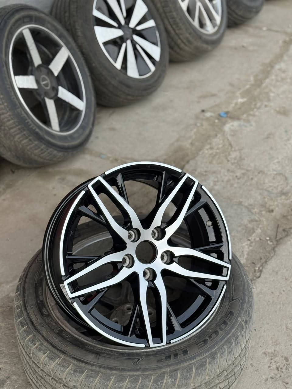 السلام عليكم

تخم ويل حجم 17
FlowForm قالب اصلي 

يرهم byd  جديد غير مستخدم

مكاني بغداد يتوفر عدي توصيل 
***********
***********
