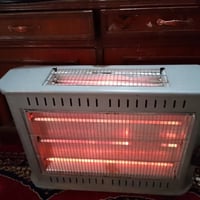 صوبه كهربائيه • ٥ شمعات • نظيفه جدا