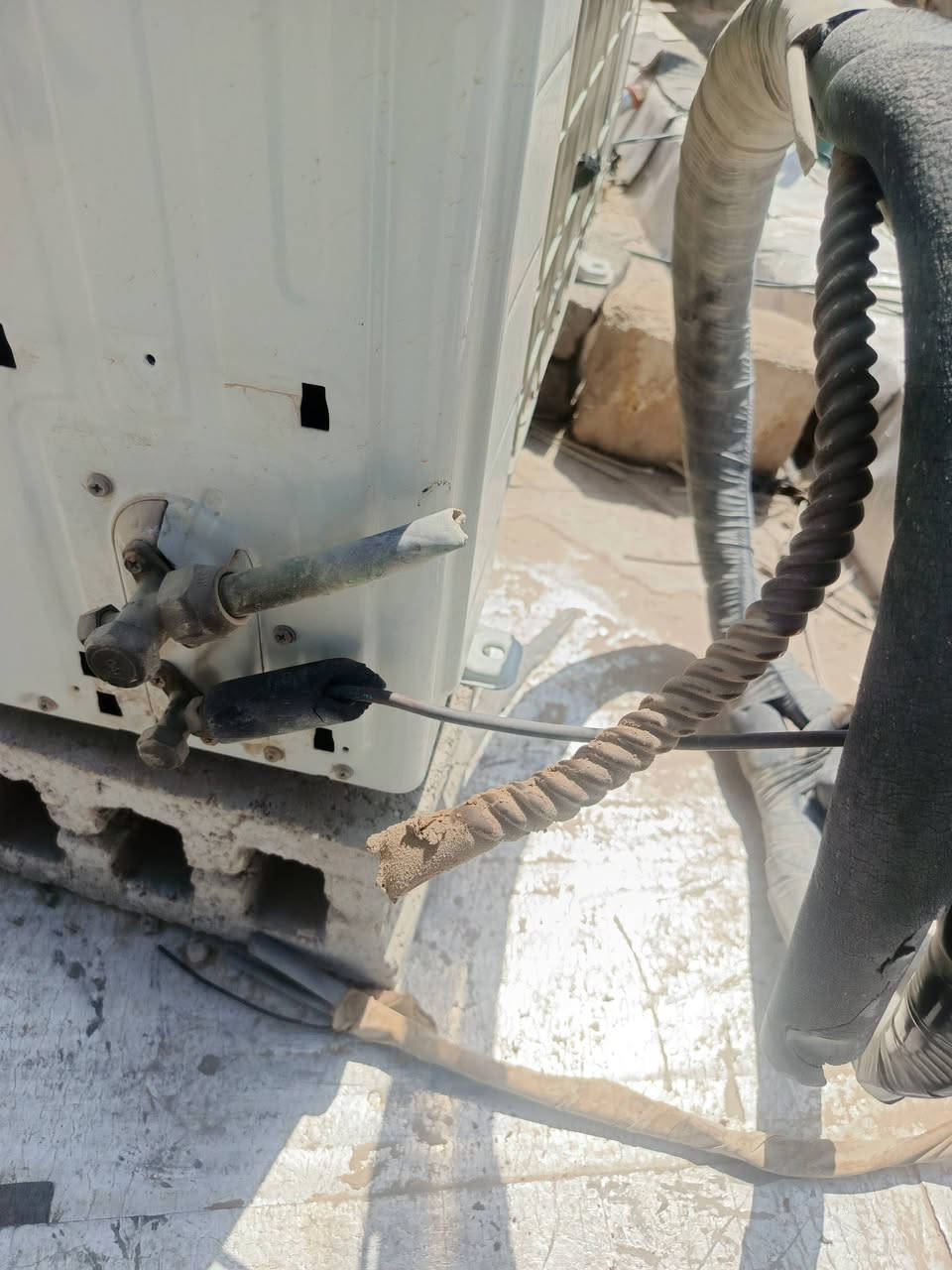سبلت اواكس ٢ طن عوزه غاز سعر 350 الف وبي مجال 
النتصال ***********
