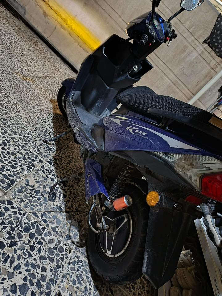 السلام عليكم  
عندي موطور شحن  سكنس للبيع  موديل 2024 بعده جديد مانقصه اي شي البطاريات ع الفحص افحص كدامك واخذ السعر 575 وبي مجال للطيبين 
العنوان فلوجه 
التواصل واتساب ***********
