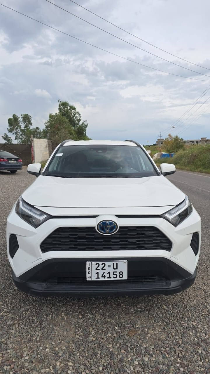 toyota rav4
لون ابیض مودیل 2023 هایبرید
ماشیە 33 الف مایل
سنویە 2030
تحویل و وکالە بنفس الیوم
ضرر السیارە جملخ و باب الخلف ضبغ
بها جمب خفیف من ورا
سیارە دبل اکسل
کیر و محرك و هایبرد کلها بشرط
سعرها 235 ورقە و بها مجال بسیط
*********** اكر, نينوى
