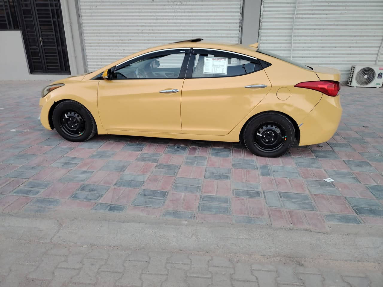السلام عليكم سياره نوع النترا 2015خليجيه سياره فول مواصفات واحد عله واحد كفاله عامه من كلشي مصفايه من هيهه وغرمات بسمي تحويل مباشر العنوان كربلاء السعر 86وبيه مجال رقم الهاتف ***********
