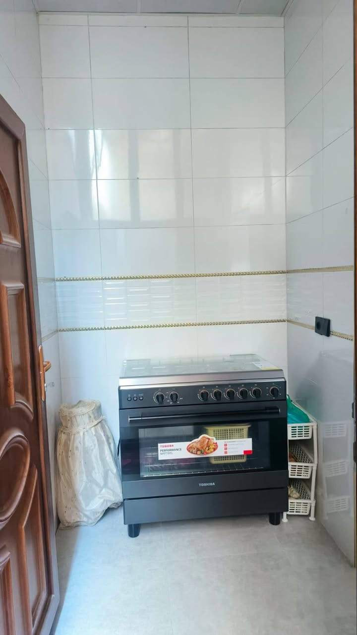 اعلان 📣📣
دار للبيع زراعي مساحه 200متر فول مواصفات 🏠

موقع العقار حي العسكري ثالث فرع من الشارع 🏠🏠

يتكون من غرفتين نوم استقبال مطبخ هول صحيات درج🏠🏠 داخلي بيتونه كراج 🏠🏠

استفسار عله الرقم ‏‪***********‬‏📞📞
