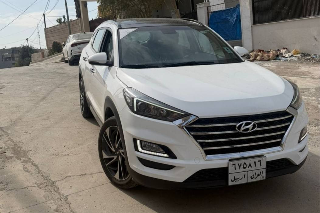 هیۆندای تۆکسۆن 2020 فول مواسەفات 
87 هەزار مایل ڕۆشتووە 
هیچ مەسرەفێکی تێدانیە 
نموونە لە جوانی و پاکی 
سەنەوی نوێیە 
تەنها ئەوەی هەیە کە لە وێنەکان دیارم کردووە 

سـعـر : لە کۆمێنت داوابکە ڕاستەوخۆ بۆت دێت 📥 

گێر و مەکیەنەی بەشەرت 
هیچ کێشەیەکی تێدا نییە 

ژمارەی خاوەنەکەی
 ***********
