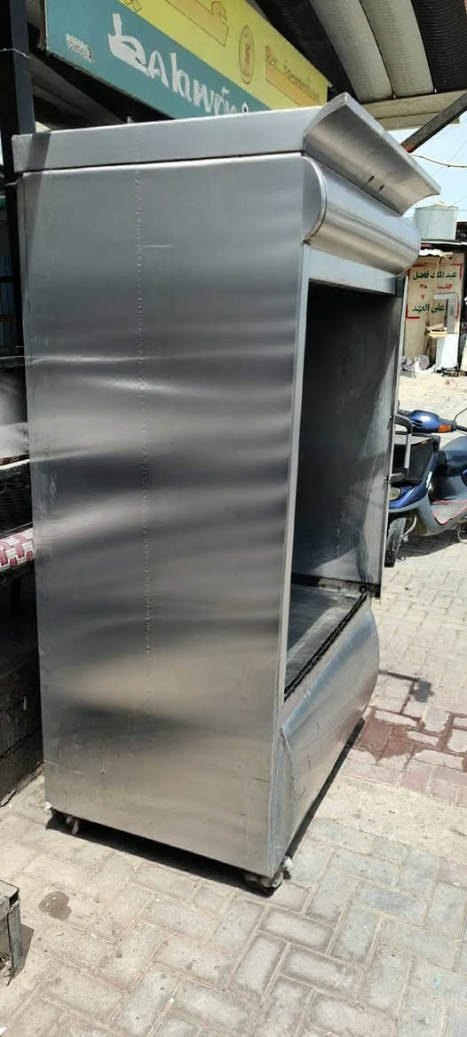 سلام عليكم شوايه دجاج 6شياش ماطور شغال استعمال قليل موصل ***********
