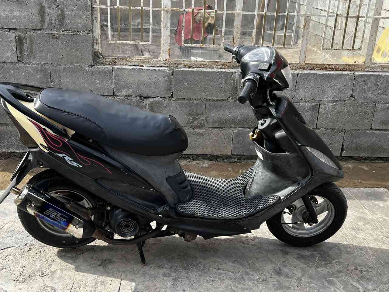 ماكس ممفتوحه بلاد سعر 550 وبيه مجال بصيط رقمي ***********
