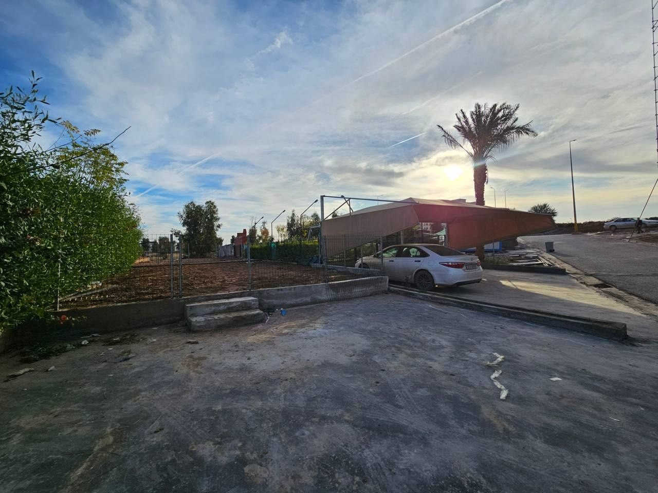 خانووی نوێ  بۆ فرۆشتن لە هەولێری نوێ 

▫️٢٠٠ مەتر   
▫️بەرامبەر حەدیقەی فەرمی 
▫️نزیک شەقامی ١٢٠ مەتری 
▫️٥ ژووری نوستن   
▫️٥ حمام 
▫️چێشت خانەی سارد و گەرم 
▫️ڕوو قیبلە
▫️بەکار نەهاتوو ( سفر )
▫️زەمانی یەک سال 
▫️نرخی  ٢٦٠،٠٠٠ $ دەکاتە ٢٦ دەفتەر  و مامەلە  
___
بیت جدید للبیع في منطقة أربیل جدیدة ( هولیري نوي ) 

▫️٢٠٠ متر    
▫️مقابل حدیقە الرسمة
▫️قریب شارع ١٢٠ مەتری 
▫️٥ نوم 
▫️٥ حمام 
▫️مطعم حار و بارد 
▫️اتجاه قبلە
▫️زیرو 
▫️زمان سنە 
▫️السعر ٢٦٠،٠٠٠ $ یعدل ٢٦ شدات و  زائد معاملەسعر وفيديوهات وصور داخل تليكرام 👇 https://t.me/AZAD*********** ***********
