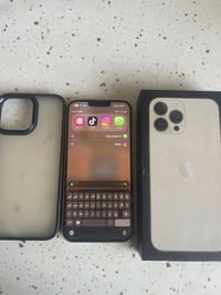 للبيع آيفون 13 برو ماكس ذاكره ٢٥٦ جهاز جديد بمعنى الكلمه بطاريه ٩٦ زلغ...