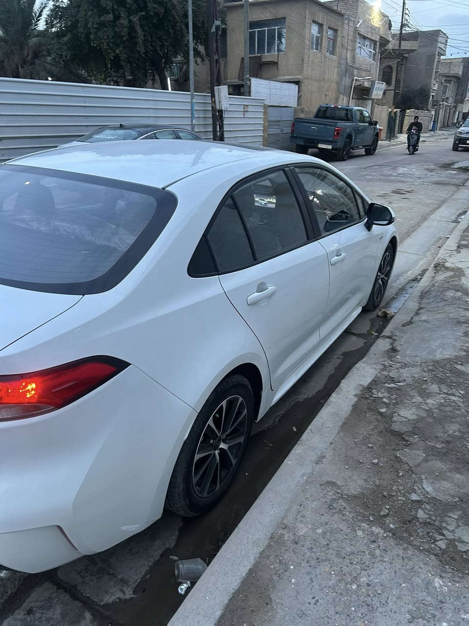 السلام عليكم 
كورلا هايبرد 2025 
مكفولة كفالة عامة 
ماشية 29 الاف
بغداد ب اسمي 
السعر 155 مجال بسيط
***********
