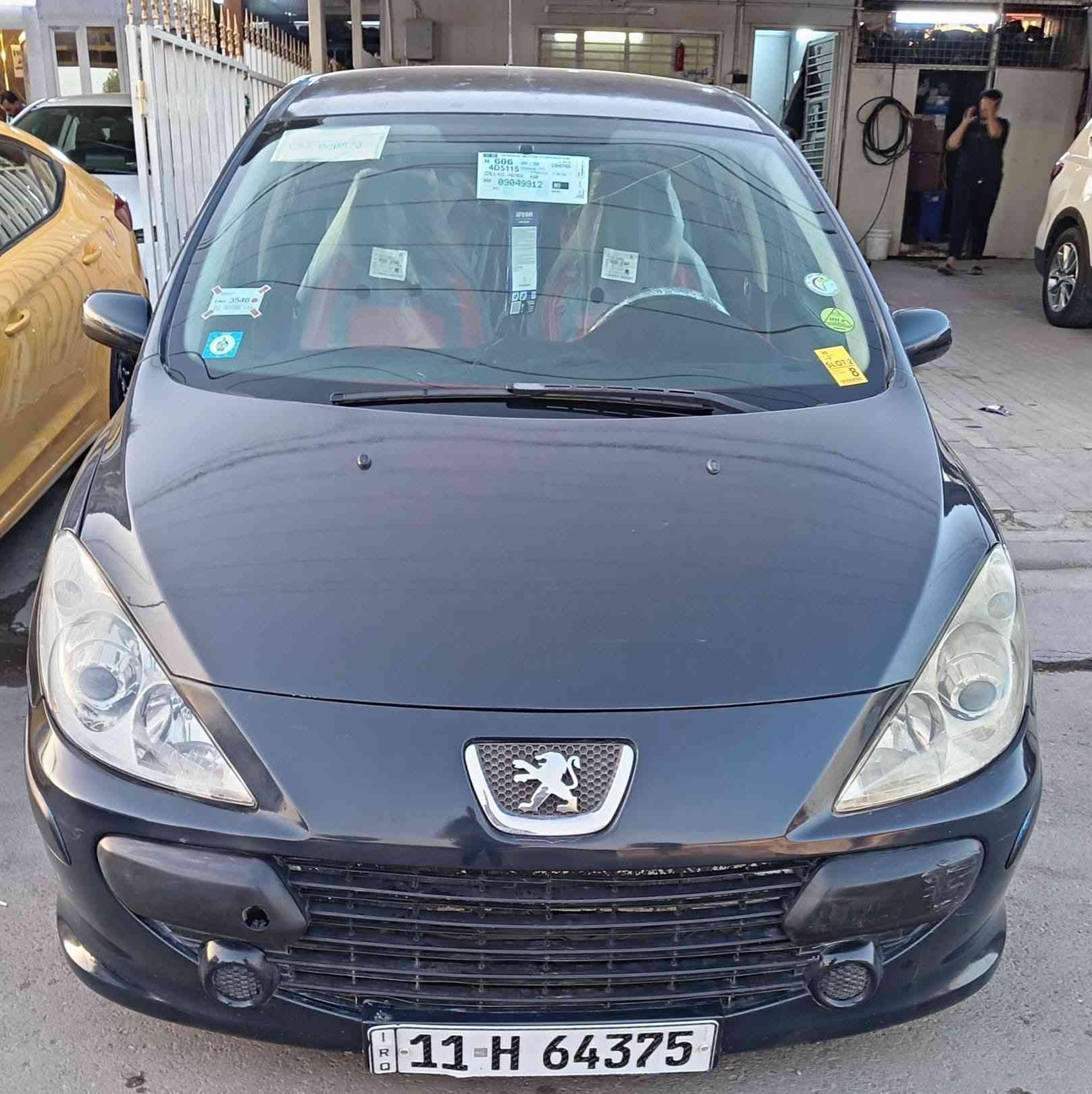 بيجو فرنسي موديل 2006 سياره جاهزة من كلشي كير محرك صدر تبريد مكفولات تخم تاير حته ثلاجه شغاله بيه صبغ حزام مكفوله من ضربه جماليه فقط بيه سونر ويه صور موجود سعر 55 بيه مجال قليل شراي يتصل مكاني بغداد رقم ***********
