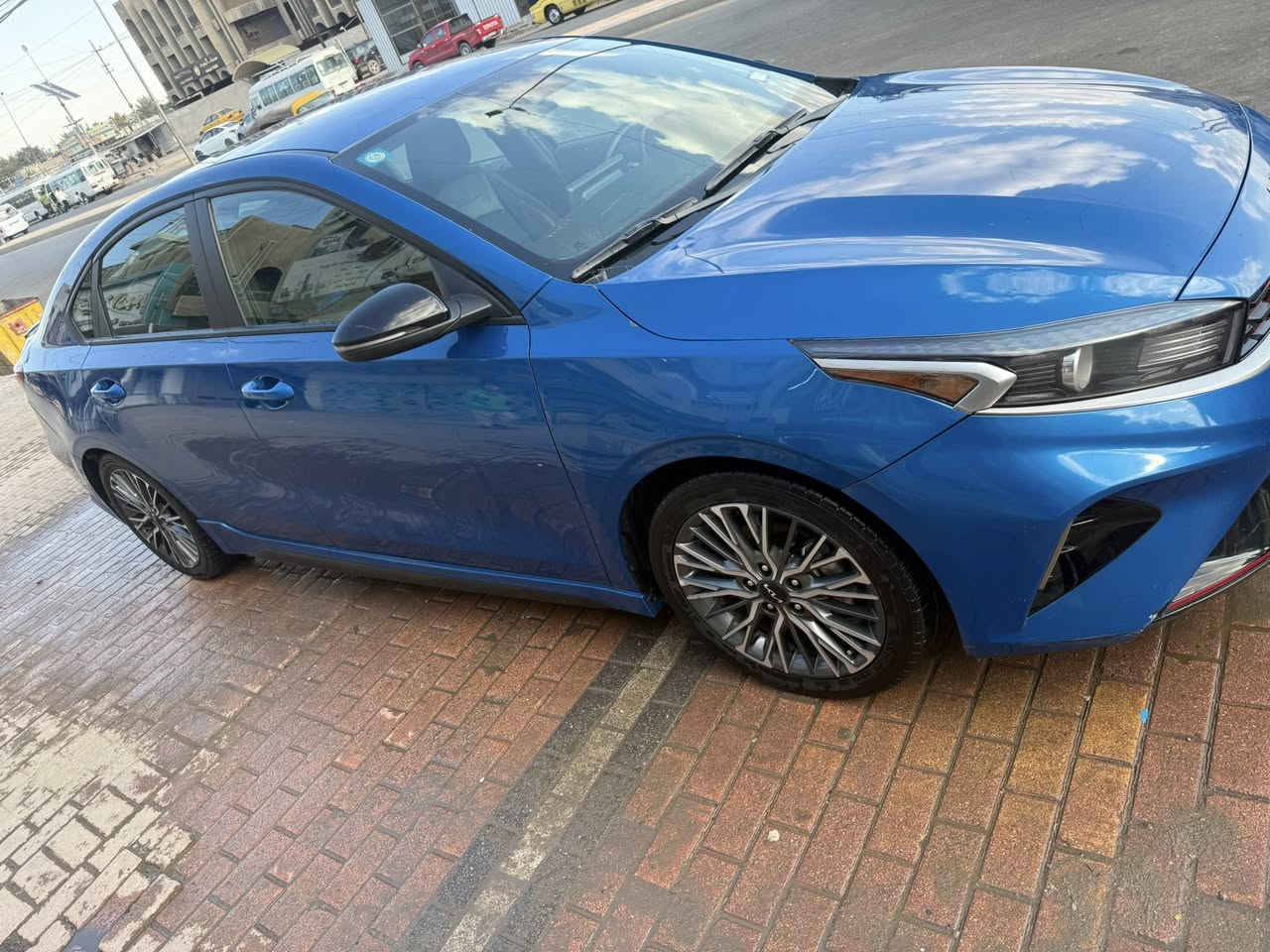 السلام عليكم 
فورتي 2022 جيتي لاين 
بغداد معوقين باقي سنه ونص تقريبن
فول عدى الفتحه 
بدون حادث بارد بل بنيد كد شبر 
مكانها مدينه الصدر 
ماشيه 39 
السعر 142 
ستفسار 
***********
