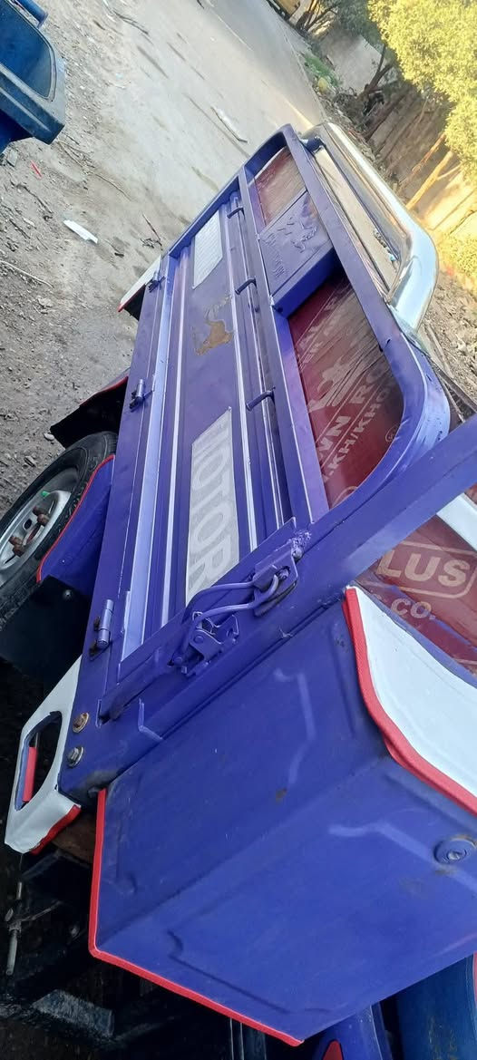 السلام عليكم ستوتة نضيفة موديل٢٣ خير من الله مستعجل عل بيعتها اوراق كامله سعرها 950اخوان لحد يعامل
رقم ***********
اخوان  موجود بس واتساب🚫 ما متواجد خاص ولا عل سيمكار فقط واتساب
