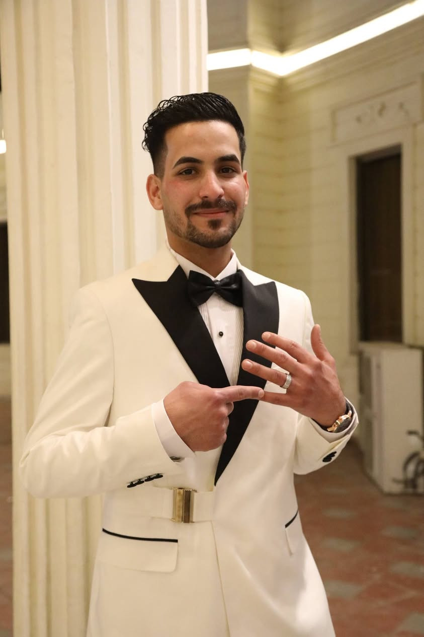 #شباب #باب #الحجز  #مفتوح
 💍__💍
 بسم الله الرحمن الرحيم
(وَمِنْ آيَاتِهِ أَنْ خَلَقَ لَكُم مِّنْ أَنفُسِكُمْ أَزْوَاجًا لِّتَسْكُنُوا إِلَيْهَا وَجَعَلَ بَيْنَكُم مَّوَدَّةً وَرَحْمَةً ۚ إِنَّ فِي ذَٰلِكَ لَآيَاتٍ لِّقَوْمٍ
حفلة خطوبه الحبيبي (احمد جاسم 🤵🏼‍♂️👰🏻)
لمشاهدة صور 👇
https://t.me/l_o_lk
تصوير حيدر رزاق ***********
