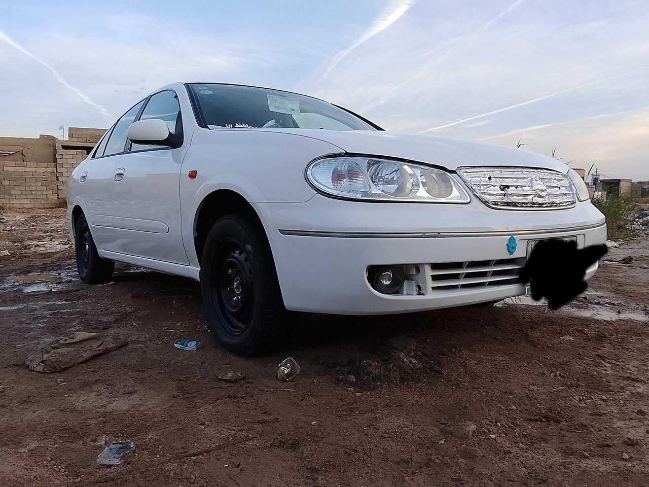 للبيع نيسان سني موديل 2008رقم واسط مكفولة مكينة وكير عادي مكفولة من ضربة صبغ حزام مكان واسط كوت رقم الهاتف ***********سعر80وبيهامجال
