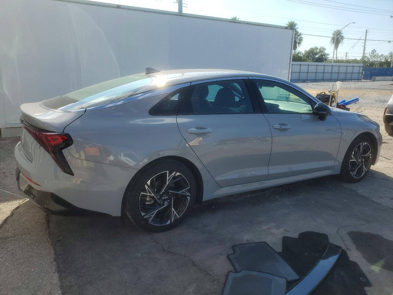 السلام عليكم
نوع السياره: 2025 KIA K5 GT LINE

تاريخ المزاد:20/2/2026 
مده الوصول:من 70 يوم الى 90 يوم
السعر:حسب تاريخ المزايده
الضرر و المواصفات:حسب الصور المرفقه
حجم المحرك: 4 سلندر
نقل المتوفر : الأردن - جبل علي - مرسين 
للمزيد من المعلومات الحضور الساعه الرابعه مساء الى مقر الشركه الكائن في بغداد اليرموك مجاور محطه وقود اليرموك
او الاتصال على الرقم التالي
009647817770664
00962799619838
Falah Auto for American and Canadian Auctions


**إذا كنت صاحب هذا الإعلان وتريد حذفه لأي سبب، رجاءا أرسل رسالة إلى الدعم الفني**