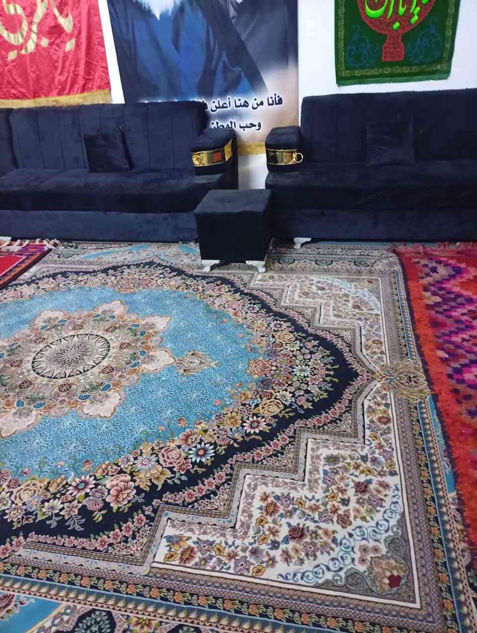 مكلفة بالنشر غراض للبيع العنوان بغداد نزله جسر الجادرية قرب مطعم بيارة الشام للاستفسار واتس اب ***********
