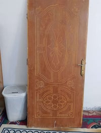 باب للبيع السعر 50بي مجال/07721116320