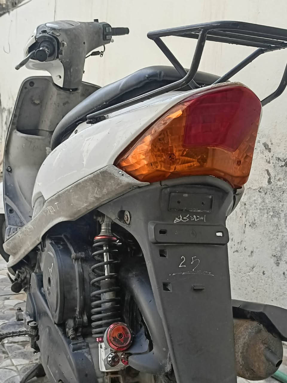 ماكس منغولي للبيع مكفوله مكينه مامفتوحه ماعايزه شي شغل واطلع دراجه كله ختم واحد مكينه ناعمه وشلعه ومعدل تخبل سعر 450 وبيها مجال للشراي
ديوانيه عروبه ***********
