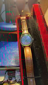 انكر • ساعات نادرة • تواصل خاص