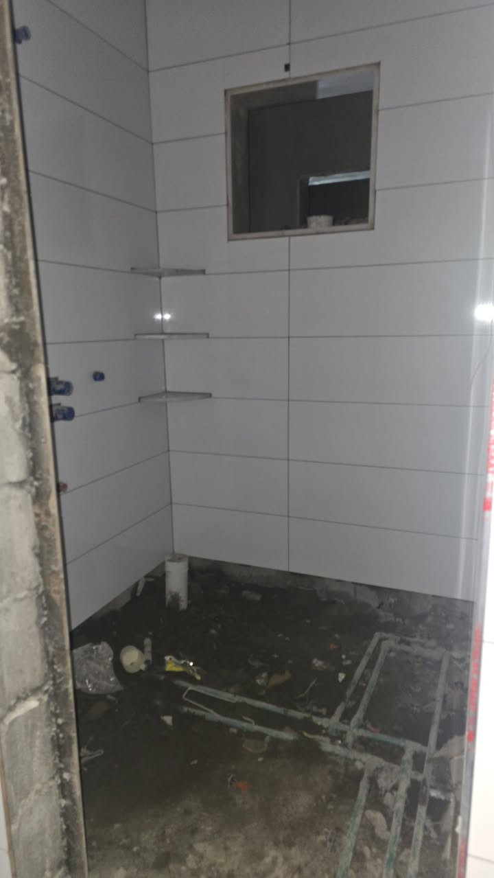 ئۆستای کاشی و سیرامیک – ئەحمەد کریم 🔷
🏠 دەتەوێت ماڵەکەت بە جوانترین شێوە دیزاین بکرێت؟
ئێمە خزمەتگوزارییەکانی خوارەوەتان پێشکەش دەکەین:
✅ دانانی هەموو جۆرە کاشی و سیرامیک
✅ حەمام، چێشتخانە، هۆڵ، پەیڕەو و باڵکۆن
✅ چاکسازی و نوێکردنەوەی کارە کۆنەکان
✅ کاری پاک، خێرا و بە کوالێتی بەرز
✅ نرخی گونجاو و متمانەپێکراو
📞 بۆ وەرگرتنی نرخی خۆڕایی و پەیوەندی:
***********
***********
"جوانی ماڵەکەت، هونەری دەستەکانی ئێمەیە." 🌹
