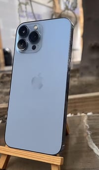 ايفون 13 برو ماكس • ٢٥٦ • بطارية ٨٣