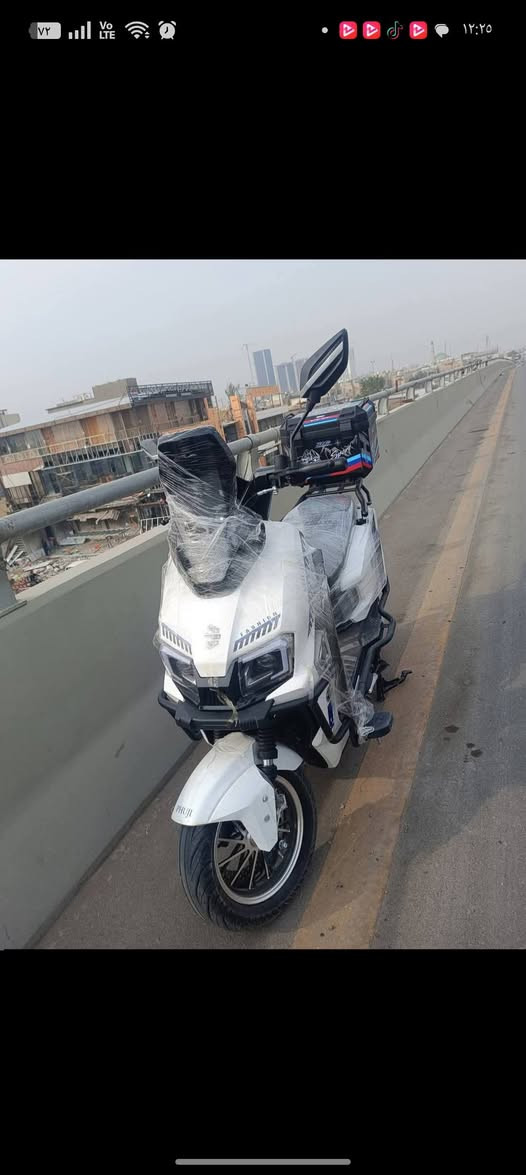 سلام عليكم دراجة صاعقه شحن للبيع فول مواصفات ملف 2500 بطاريات مسطره 38 امبير سرعتها 80حقيقي. وبالعداد يقرا 110. صار لي شهرين من اشتريتهه
سبب البيع (مطلوب فلوس ) السعر.مليون.
للاستفسار *********** المكان بغداد

