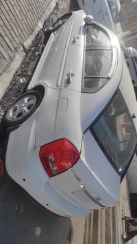 للبيع هونداي اكسنت موديلها 2011 خليجي المحرك بي شوية تبخير حجم 1600 ال...