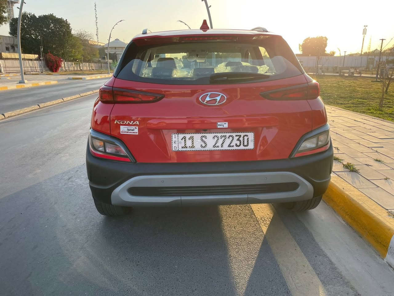 هونداي كونا موديل 2023  خليجي لون احمر  رقم بغداد الجديد فول مواصفات تحويل مباشر وشرط فحص سونار وعقد مروري 
ماشيه  51 الف فقط 
السعر :17500$
المواصفات 🩶
 
⭕️بصمه -بصمه ابواب -تشغيل عن بعد
⭕️محرك 2000 دوش   
⭕️نظام اطفاء وتشغيل عند التوقف بالازدحام
⭕️كشن كهرباء 
⭕️لد نهاري 
⭕️شاشه كبيره تدعم كار بلي+gps
⭕️كامره خلفيه دواره
⭕️فول تحكمات سترين 
⭕️خروج عن المسار 
⭕️3 انظمة قياده  
⭕️نظام الانحدار 
 ⭕️مانع انزلاق
 العنوان : بغداد معارض البياع معرض الجامعة الشارع الوسطي 
السعر : 17500$
للاستفسار:  ‭0781 684 7184‬
