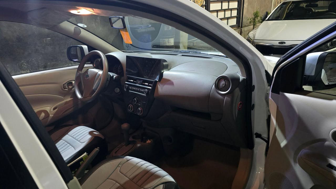 سلام عليكم سني هندي بليته زركه موديل ٢٥ كفاله عامه ماشيه ٢٠٠٠ مغلفة ارضيه وكشنات صادره بيهه وكاله السعر ١٢٧ للاتصال*********** العنوان البصره البصرة, العراق
