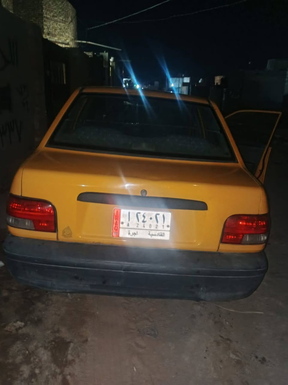 سايبه موديل ١٨
ابيع جوم حديد 
الك بس مالك يمي 
السعر ٢٨ وبيها مجال قليل 
شراي خاص او ***********
