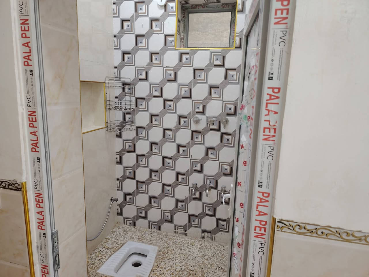 بيت للبيع فقط

بناء حديث توه كامل

المساحه 100متر

طابو صرف زراعي سند٢٥

طابق واحد

العنوان : الزعفرانيه دور الصحه قرب الشارع العام الرئيسي

متوفر جميع الخدمات ماء كهرباء تبليط مجاري جاهز

لاستفسار فقط اتصال ***********
