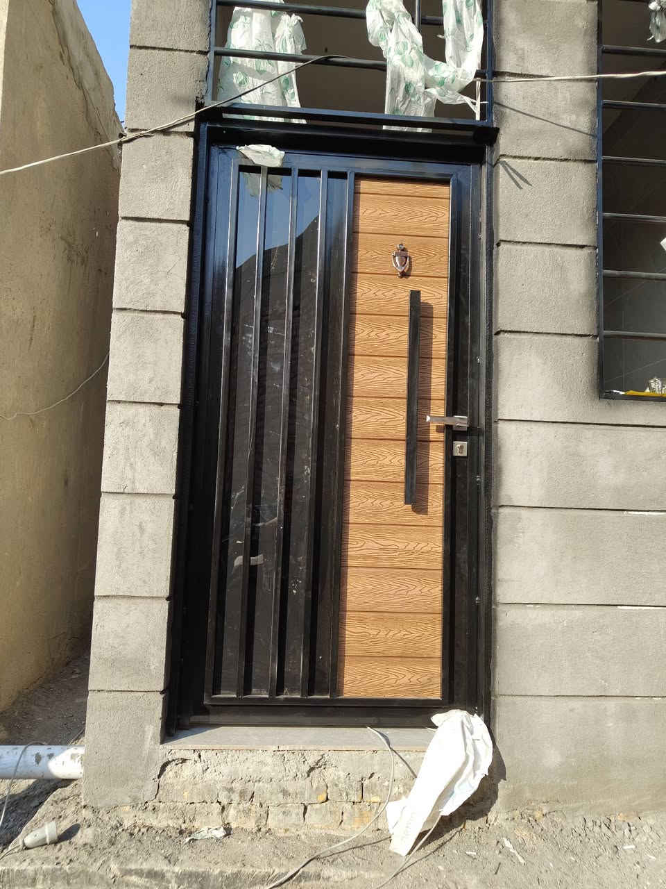 القرناوي للابواب والشبابيك والمضلات وجميع اعمال الحداده والديكورات الحديديه
نعمل في جميع اقضية ونواحي البصره في دوائر الدوله والقطاع الخاص 
***********
