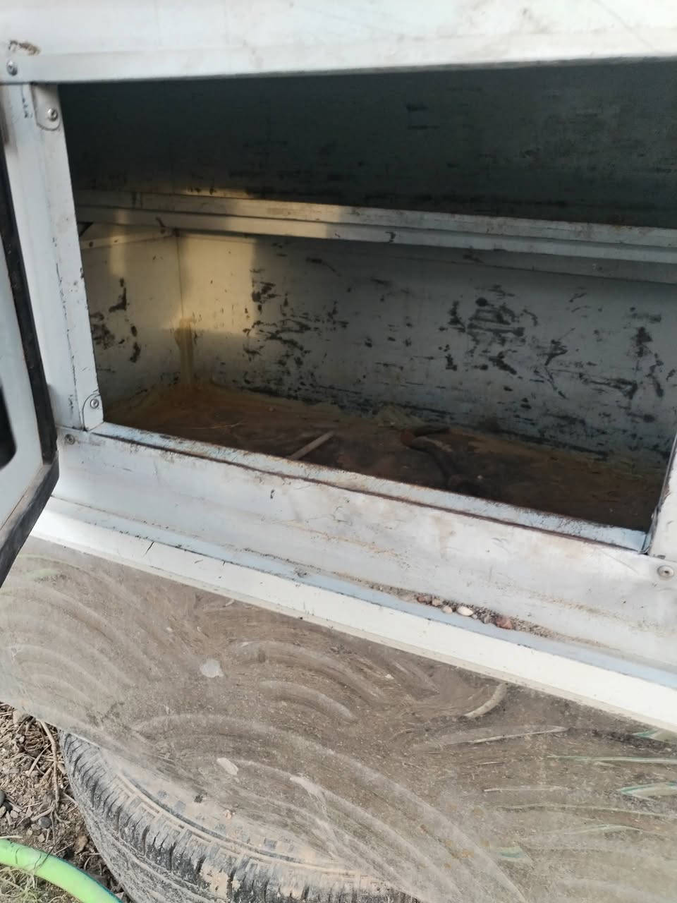 البيع ثلاجه طول متر
وعرض ٧٥
***********
