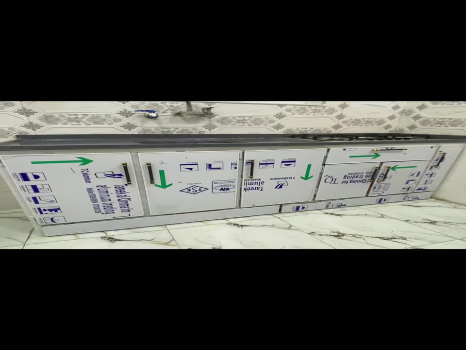 السلام عليكم كونترجديد للبيع عدنه غلط بل تصميم وريد انبيعه مكان بابل مجسّر الثوره السعر٦٠٠الف المرمر درجه أوله الرقم الهاتف ***********
