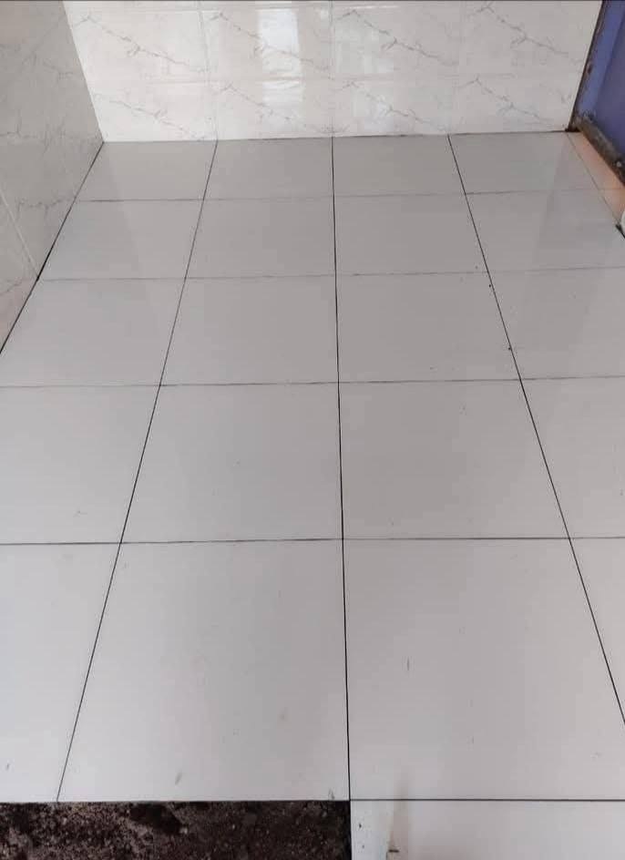 خلفة سيراميك
#خلفة_سيراميك  شغل درجة اولى ونضيف على الليز والگبان شغل هزاز لوح ،  جداري ، ارضي ، درج بايات مرمر ،كاشي في السماوة ***********
