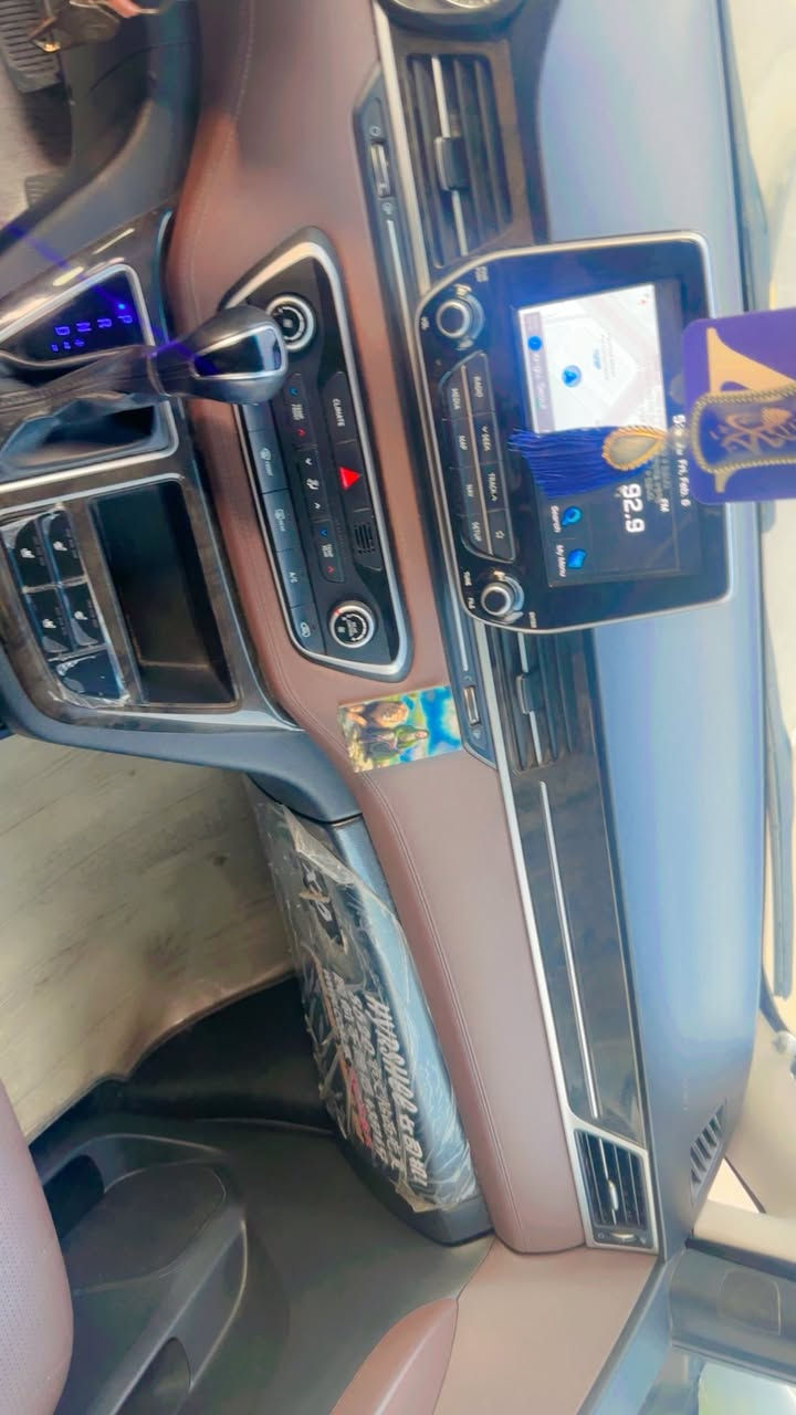 سلام عليكم منرخصت مدير الكروب              ستاركس في اي بي مديل 23 كفاله وبسمي واشراي يحي خاص *********** سعر 330 وبيها مجال
