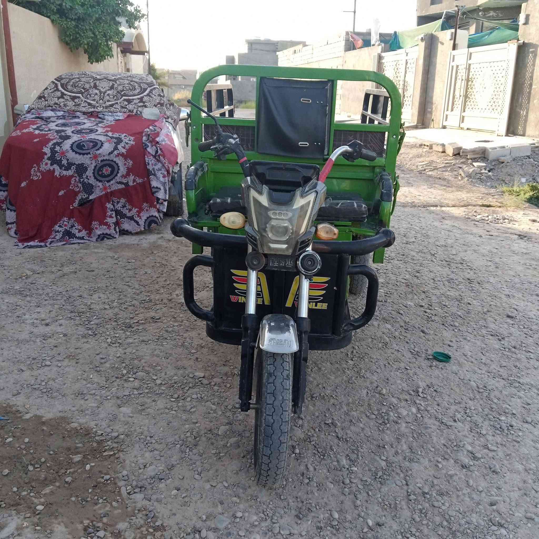 سلام عليكم ستوته شحن للبيع كامله مكمله 
سعر 750 
للاتصال ***********
