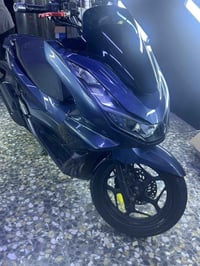 ‏السلام عليكم PCX جيل رابع كوري ‏ماشية30الف حقيقي    ‏مواصفات  ‏ABS ما...