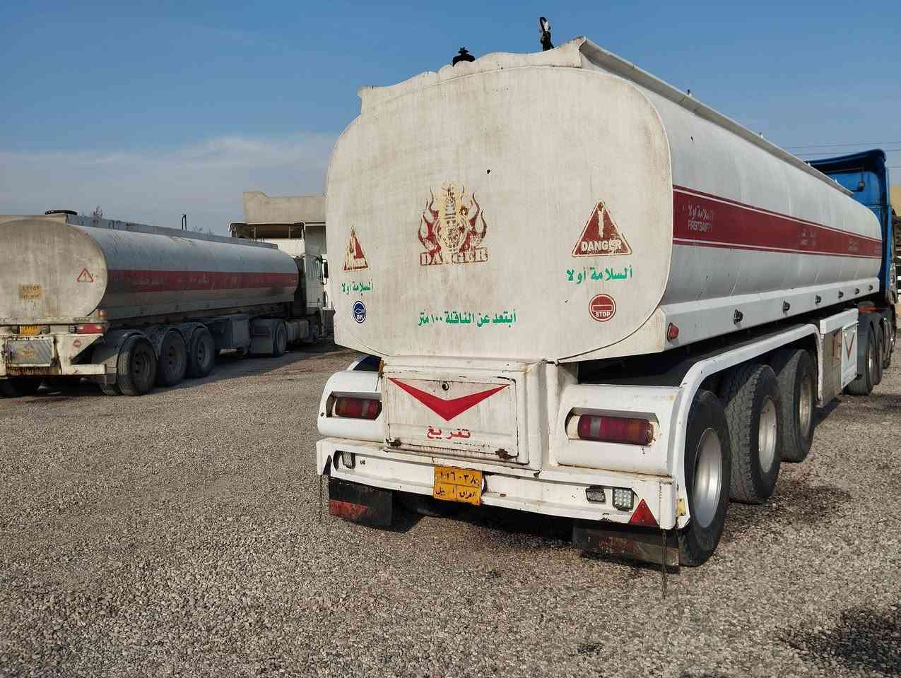 تانكي للبيع لعاب السحال رفاع دناكير مدورطايرات فوك نص دبل تايرالمكان كلك جوه شغل السعر50 مجال تلفون ***********     ***********
