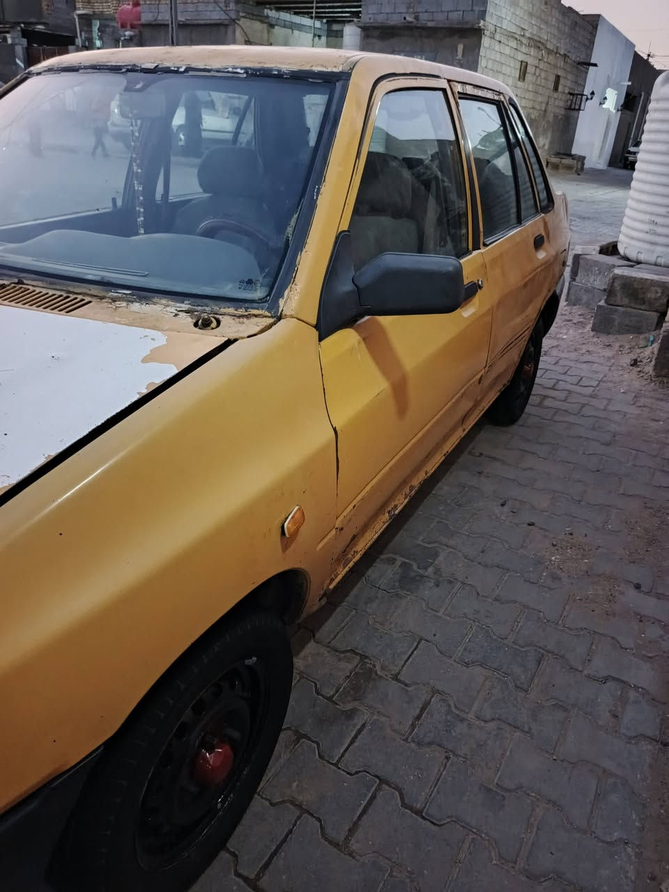 عمي سلام عليكم شباب هاي سياره موديل 2012 سنويه منتهيه 2018 رعيها بل زبير سيارة برانكيت جديد شواصي حلوه مكينه كير جدد البدي شوف العين بيع مستعجل محتاج فلوس كلش السعر 12 وبيها مجال لشراي انا خادم ***********
