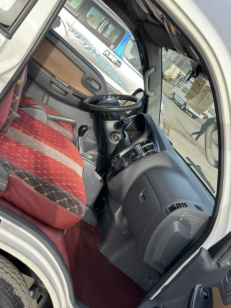 كيا مفتوح موديل 2022 سياره رقم بغداد انكليزي
مكينه 2700جديده لا صرف ولا بخار ولا تنقيص وكير ومكينه واكسل وشاصي ورقم شاصي كل مكفول تخم تاير جديد سياره جاهزة شاصيه بل كارتون سياره مكفوله كفاله عامه لا ضربه ولا صبغ ولا تبديل عد بارد اصبعين والباقي مكفول شرط التحويل العنوان بغداد السعر 143وبيه مجال بسيط الرقم ***********
