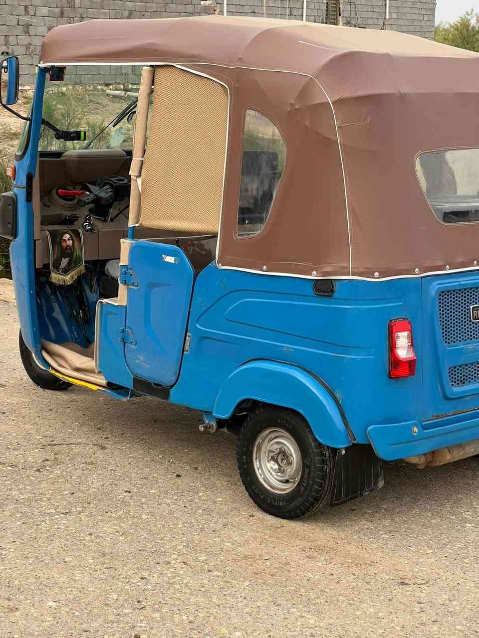 تكتك باجاج للبيع مرقم
موديل٢٢ كفاله كشر ومحرك 
شاشه دمام كهربائيات كلها شغاله تواير جدد
كلشي جديد
العنوان ناصريه مركز متوازي عل بيع 
خاص ماجاوب اتصل فقط 
***********
***********
